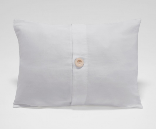 Center Pleated Pillow - Image 8