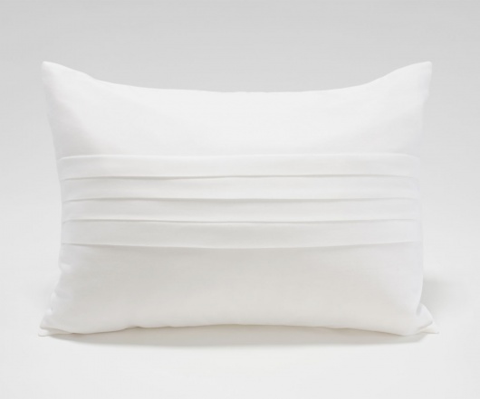Center Pleated Pillow